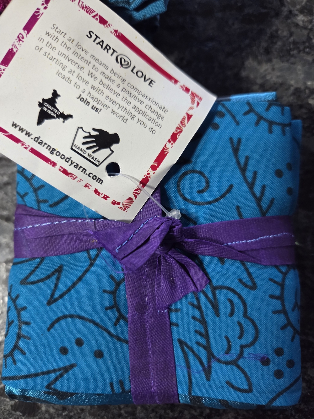 Darn Good Yarn PARROT FEATHERS Fat Quarter Fabric Bundle